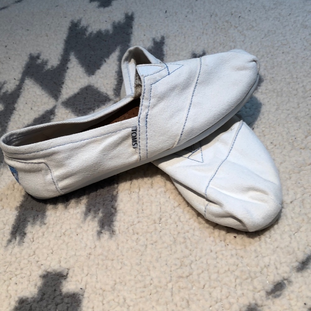White Toms